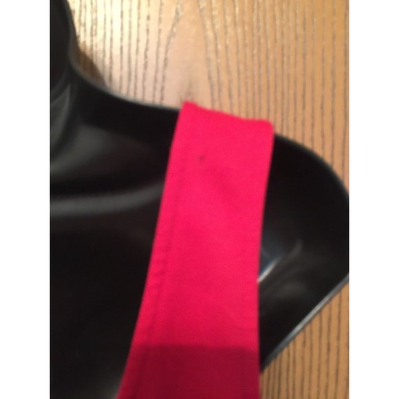Akira Chicago Red Label Top Womens Size M Sleeveless Solid Red Pleated Fitted - Picture 7 of 8